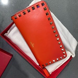 VALENTINO GARAVANI wallet